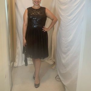 Beautiful Maggy London Sequin Black Dress